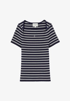 T-shirt a maniche corte a righe blu navy, con scollatura quadrata e piccolo logo bianco "CP" sul petto; tessuto a coste.