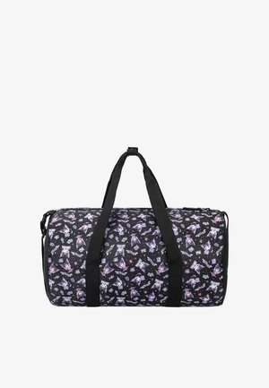 Schwarze zylindrische Reisetasche mit schwarzen Griffen, bedeckt mit einem kleinen bunten Muster aus Cartoon-Tieren und Süßigkeiten.