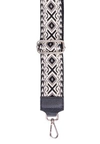 Bandoulière noir et blanc à motifs avec des designs géométriques, base en cuir, quincaillerie en argent et boucle en métal ajustable.