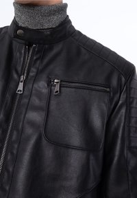 WITTCHEN Jacka i konstläder - black