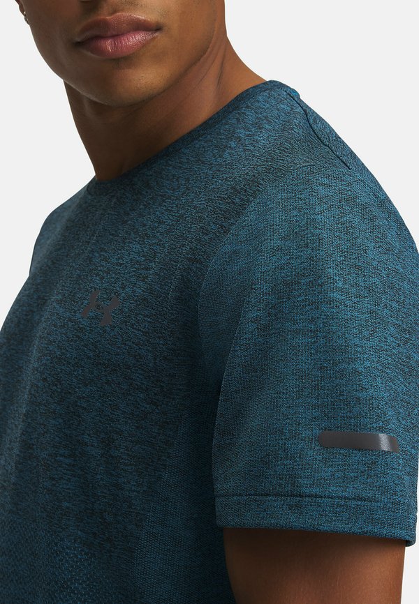 SEAMLESS STRIDE - Sports T-shirt2