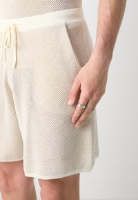 Les Deux BATEMAN - Shorts - ivory