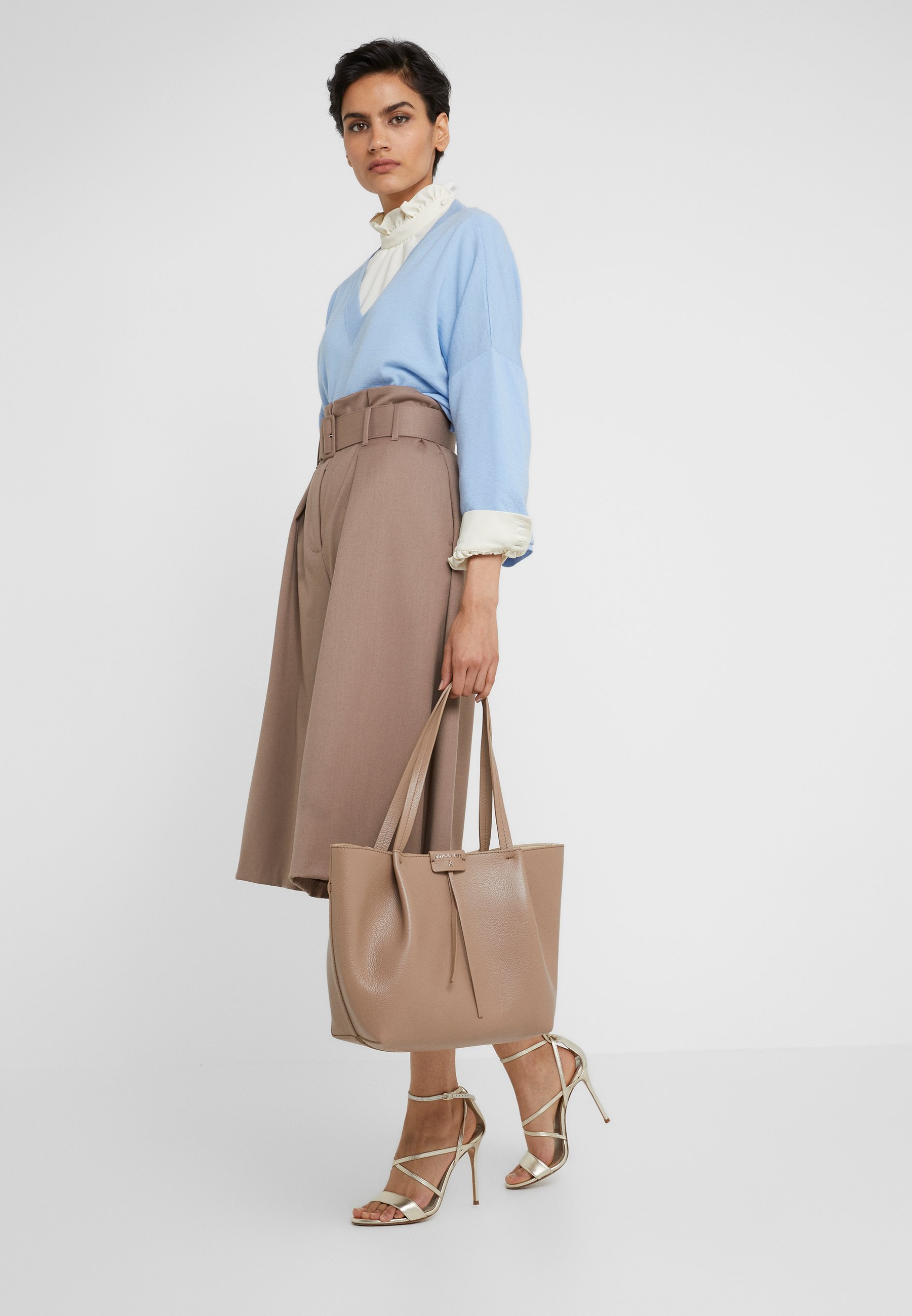 Patrizia Pepe Håndveske real taupe Zalando.no Patrizia Pepe Håndveske real taupe Zalando.no