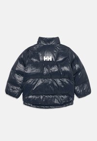 Navyblå, glänsande pufferjacka med hög krage och vitt "HH"-logotyp på ryggen, designad för kallt väder.