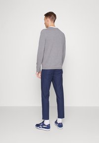 Marc O'Polo CREW NECK - Camisola - grey