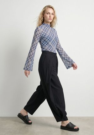 HYPEDROP, HDHANNAH FLARED MESH - Long sleeved top - ice melt