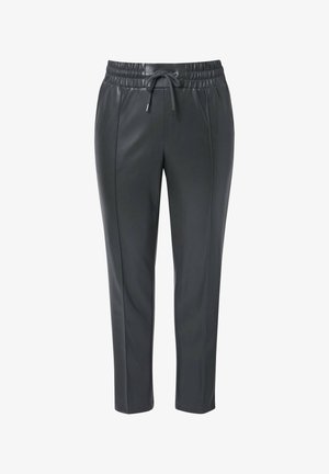 Donkergrijze faux leren broek met een taps toelopende pijp, elastische tailleband en koord. Gladde textuur met zijnaden en geen zichtbare versieringen.