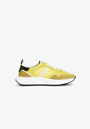 CAFèNOIR Sneakers - giallo