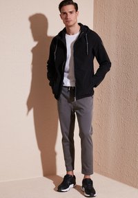 Buratti SLIM FIT - Jachetă subțire - black