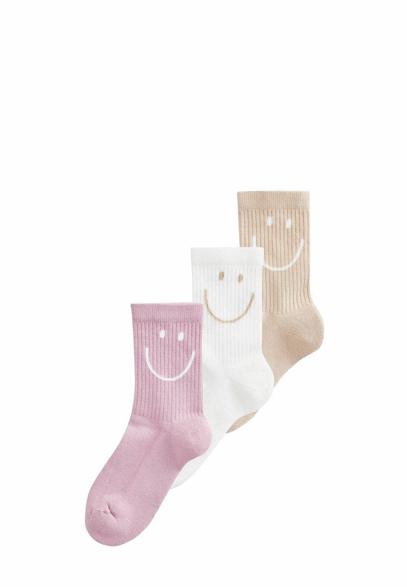 Drei Paar gerippte Socken: pink, weiß und beige. Jede mit einem lächelnden Gesichtsmuster in kontrastierenden Farben. Weiches Material, Knöchellänge.