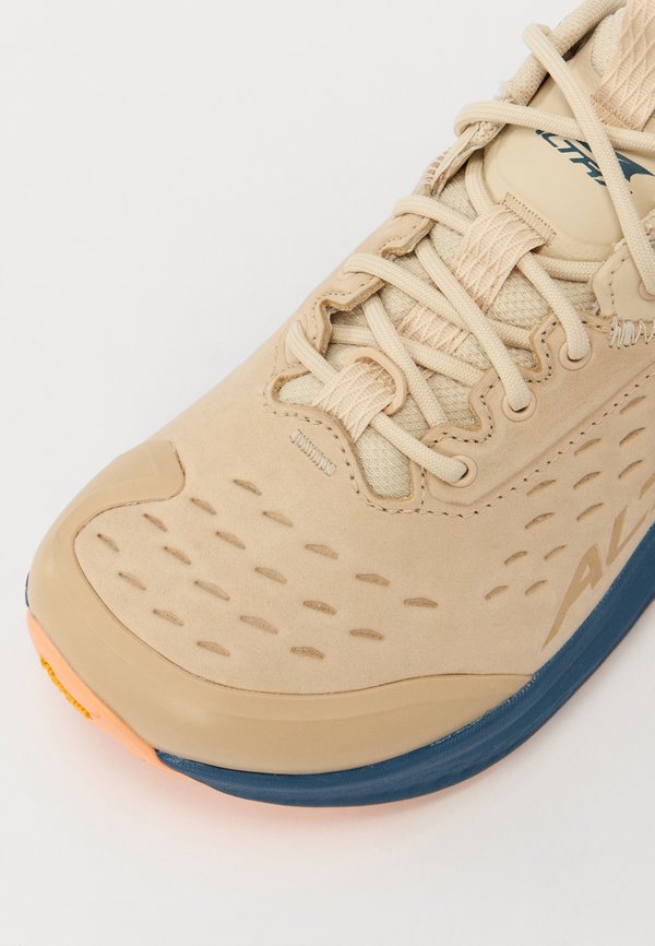 OLYMPUS 6 GTX - Hiking shoes - sand4