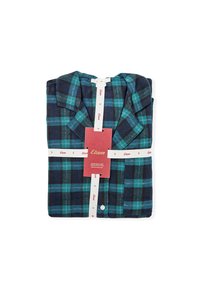 Koszula w kratę w ciemnoniebieskim i turkusowym kolorze, wykonana z miękkiego materiału. Posiada kołnierzyk, zapięcie na guziki oraz metkę z nazwą marki i rozmiarem.