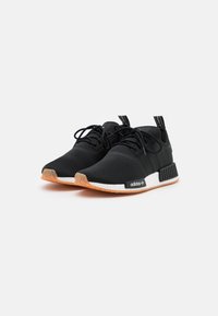 adidas Originals NMD R1 - Tossud - core black