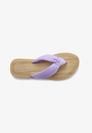 Chanclas de tela morada con correas anudadas, que presentan una suela texturizada de color marrón claro. Nombre de la marca "ELBSAND" impreso en blanco en la plantilla.