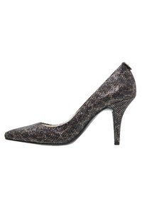 Chaussure à talon aiguille à bout pointu en matériau texturé noir et doré. Présente un talon stiletto fin et une silhouette épurée.