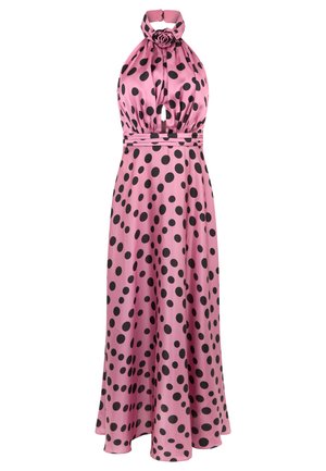 Abito rosa senza maniche a collo allacciato con pois neri, apertura a goccia sul davanti, vita stretta e dettaglio floreale sulla fascia del collo.