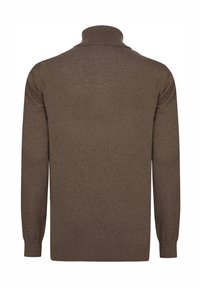 Suéter marrón de punto con cuello alto, mangas largas, puños acanalados y una textura suave. Diseño simple sin patrones ni adornos.