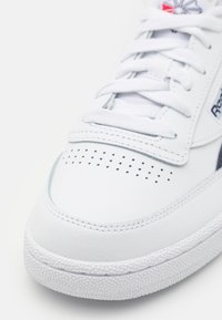 Thumbnail Image 6