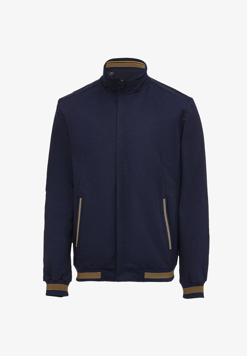 Marinejakke med høj krave, lynlås lukning, to sidelommer med gule detaljer og ribbede ærmer med gule striber. Glat tekstur.