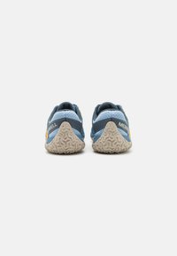 Merrell TRAIL GLOVE 7 - Scarpe da trail running - chambray/slate