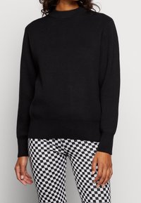 Monki Sweter