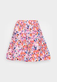 Jupe multicolore de longueur genou avec un design en niveaux, ornée d'un motif floral dans des teintes de rose, orange et bleu sur un fond clair.