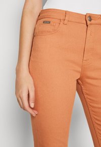 Mos Mosh NATURAL PANT - Straight leg jeans - toasted nut