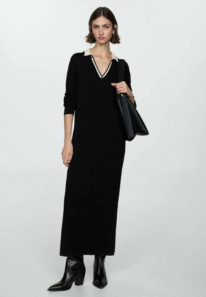 Svetríkové šaty - black