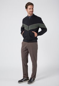 LATELY-TRACK - Sweater met rits - black