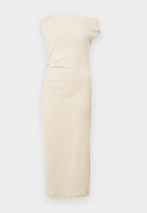 Μπεζ strapless φόρεμα, ελαφρύ ύφασμα, εφαρμοστό στη μέση, σχεδίαση με drape, ίσια σιλουέτα, λεία υφή, μήκος μέχρι το γόνατο.