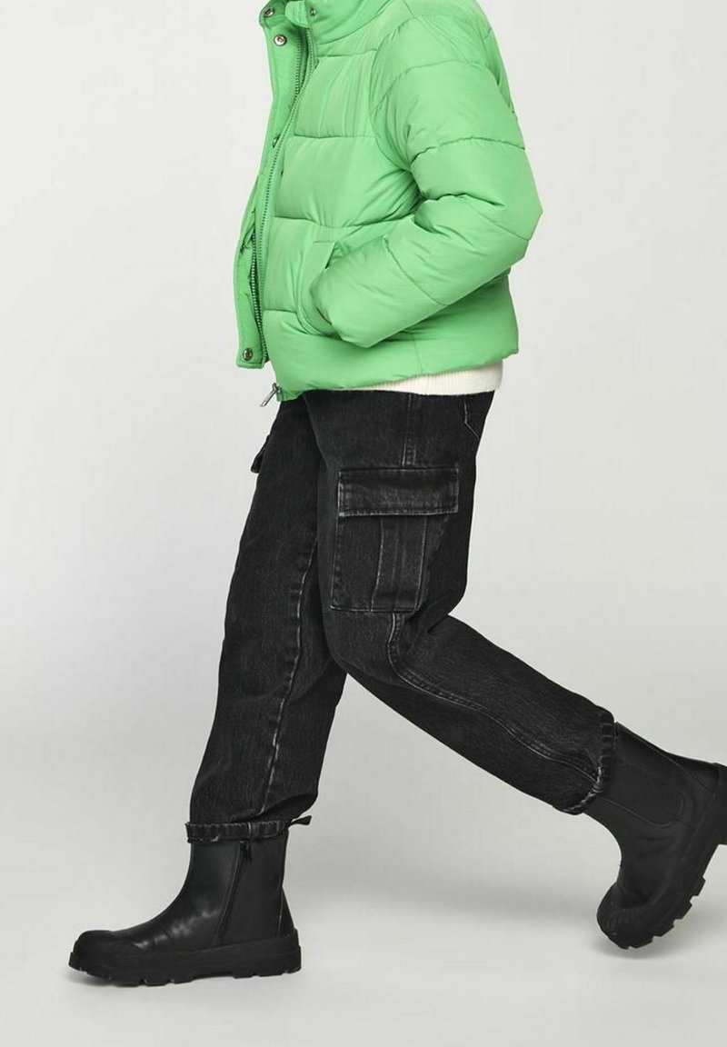 ONLY GIRLS MIT WEITEM BEIN - Jeans relaxed fit - washed black