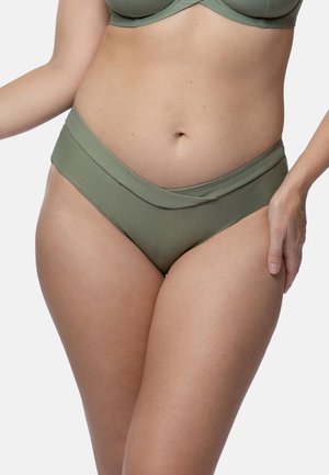 Bañador inferior en verde oliva con una cinturilla ancha y texturizada y una tela suave. Presenta un diseño de pierna de corte alto y construcción sin costuras.