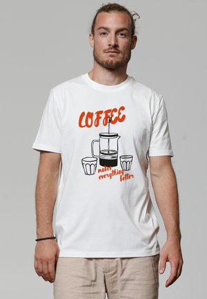 COFFEE MAKES EVERYTHING BETTER - T-shirt imprimé - off white