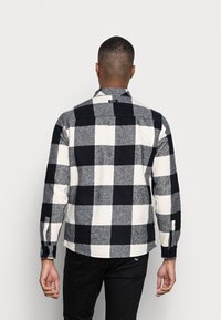 Blend Camisa - black