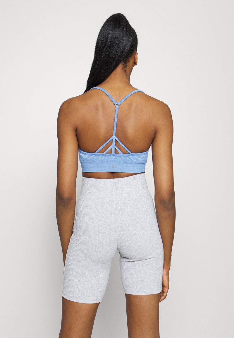 Damen Sportbekleidung | Sweaty Betty MINDFUL SEAMLESS YOGA BRA Sport-BH mit leichter Stützkraft regatta blue/blau - GN49053 Damen Sportbekleidung | Sweaty Betty MINDFUL SEAMLESS YOGA BRA Sport-BH mit leichter Stützkraft regatta blue/blau - GN49053