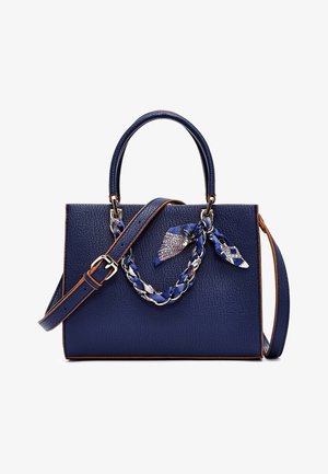 Borsa a mano blu navy con manici superiori, tracolla staccabile, sciarpa intrecciata legata al manico e bordo marrone.
