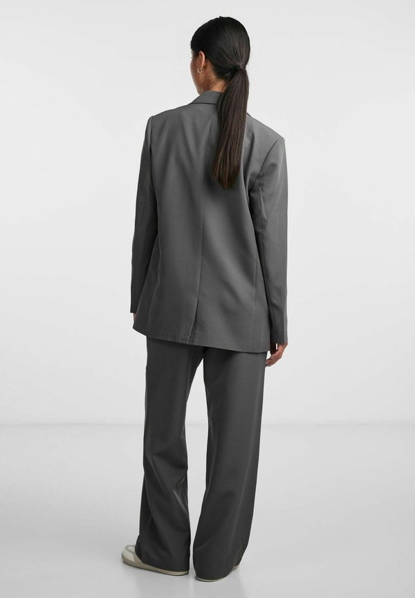 PCBOZZY - Blazer - magnet3