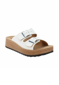 Sandali bianchi slip-on con due cinturini regolabili con fibbie argentate, una suola intermedia simile al sughero e una suola esterna in gomma nera testurizzata.