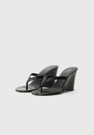 GIABORGHINI THE WEDGE - T-sandali - black