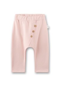 Helle rosa Babypants mit elastischem Bund und drei Holzknöpfen schräg auf der Vorderseite.