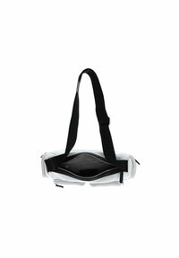Borsa bianca con tracolla nera regolabile. Chiusura con zip, forma ovale, texture liscia. Tasca interna visibile con fodera grigia e dettaglio del marchio.