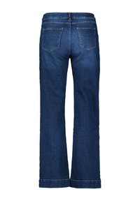 Jeans larghi blu scuro con vita alta, dotati di due tasche posteriori e orlo rifinito. Realizzati in tessuto denim con una texture liscia.