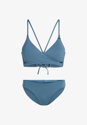 Completo bikini blu con top stile incrociato con spalline sottili e dettaglio annodato, abbinato a slip a vita bassa semplici, interamente in tessuto liscio.