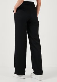LELA Broek - black