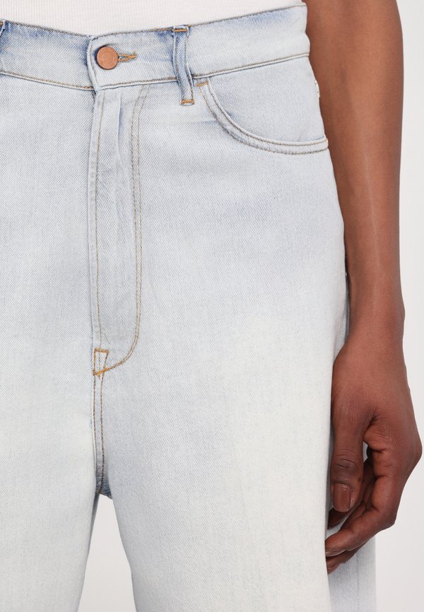 SKATER BERMUDA - Denim shorts - miami3