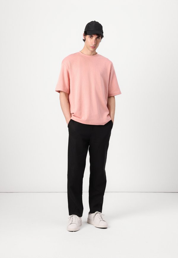 SLH LOOSE OSCAR O NECK TEE - Basic T-shirt - rose tan3