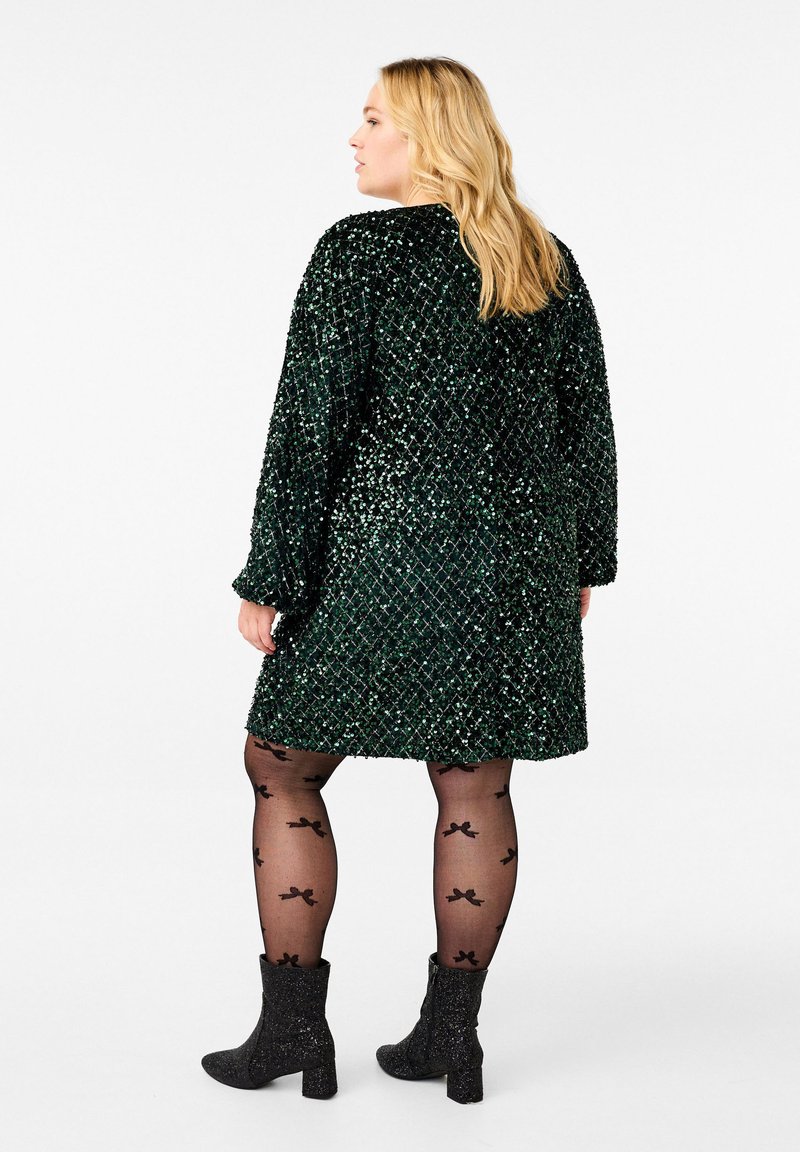 Zizzi MIT V-AUSSCHNITT UND KAROMUSTER - Cocktail dress / Party dress - rain  forest sequins/dark green - Zalando.ie