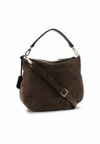 Borsa a tracolla in suede marrone dalla forma arrotondata, con tracolla removibile e chiusura con zip superiore. Accenti e ferramenta in pelle robusta.