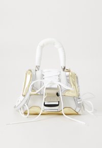 Unselected, gold-coloured