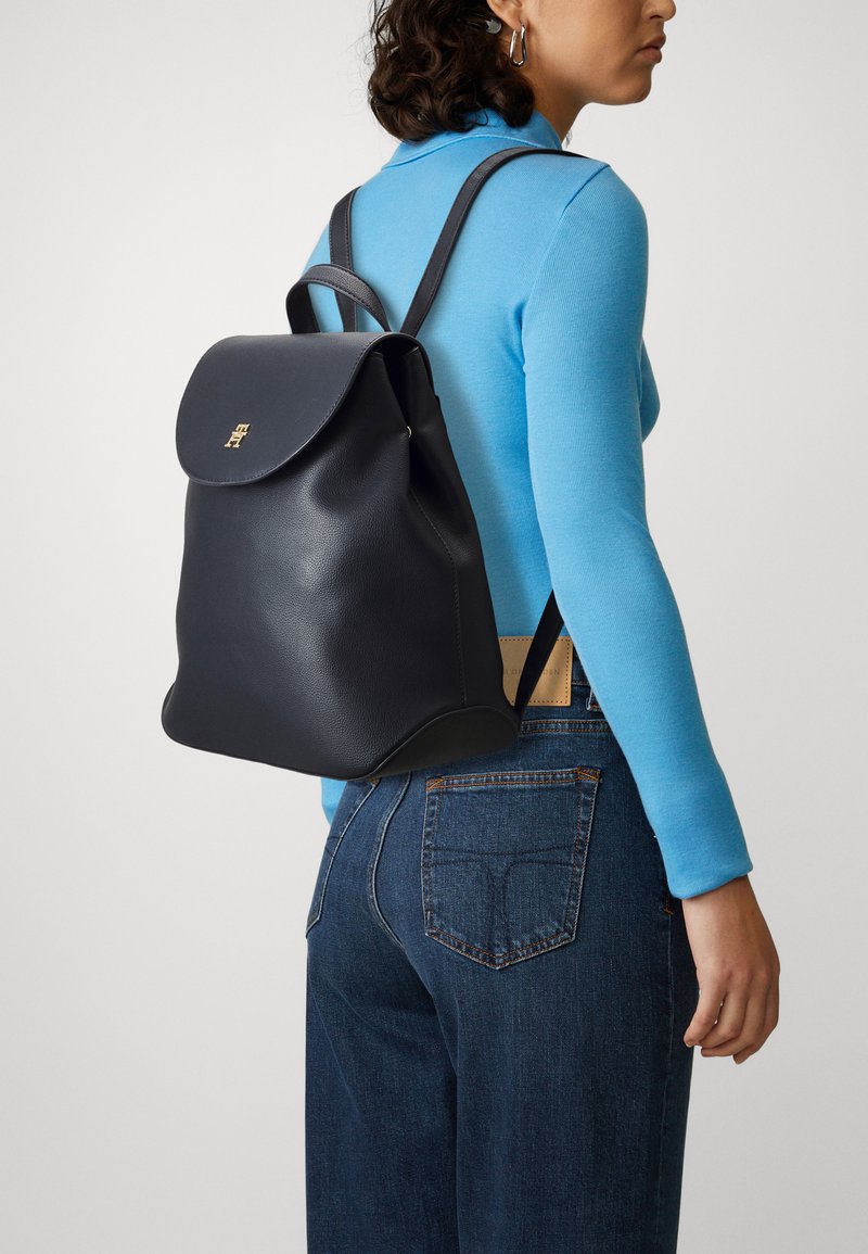Tommy Hilfiger STAPLE BACKPACK - Ryggsekk - space blue